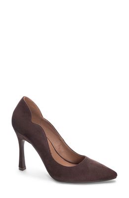 Chinese Laundry Spice Fine Pointed Toe Pump in Brown