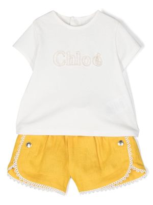 Chloé Kids lace-trim buttoned shorts - Yellow