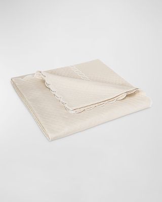 Classic Chain Scallop Matelasse King Coverlet