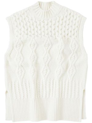 Closed chunky-knit long vest - White