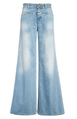 Closed High Waist Flared Jeans in Light Blue