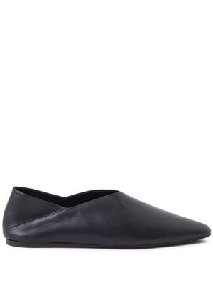 Closed leather ballerina shoes - Black