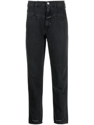 Closed logo-print high-rise tapered jeans - Black