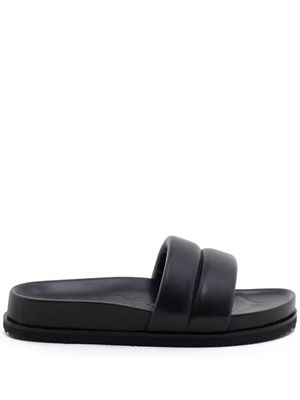 Closed padded platform slides - Black