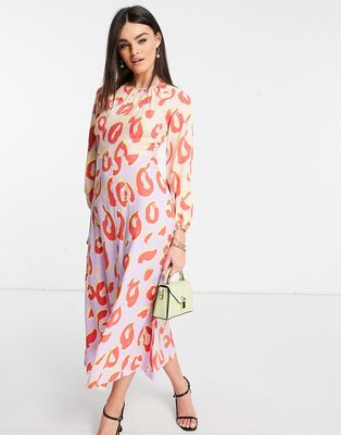 Closet London long sleeve spot print midaxi dress in contrast pastel-Multi