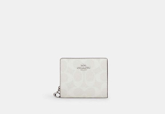 Coach Outlet Snap Wallet In Signature Canvas - Qpt