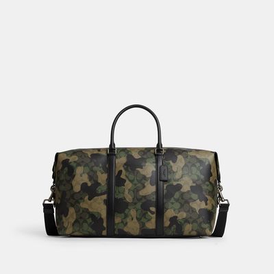 Coach Outlet Trekker 52 In Signature Canvas With Camo Print - Green