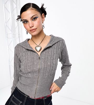 COLLUSION cable knit oversized collar zip through sweater in gray heather-Brown