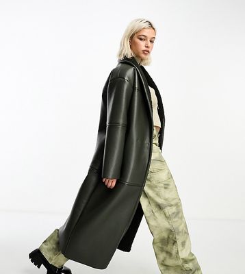 COLLUSION longline faux leather borg lined coat in khaki-Green