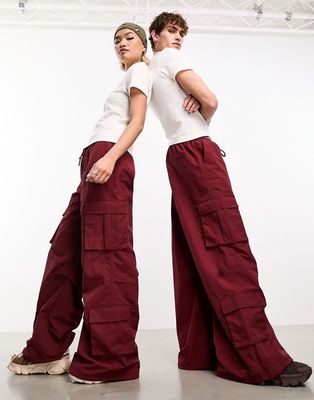 COLLUSION ripstop baggy pants in deep red