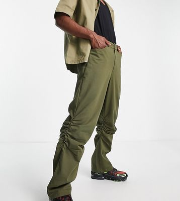 COLLUSION ruched straight leg pants in khaki-Green