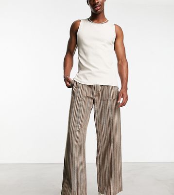 COLLUSION textured pants in brown