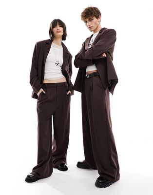 COLLUSION Unisex ultimate suit pants in dark brown - part of a set-Black