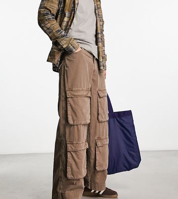 COLLUSION wide leg baggy cargo pants in brown
