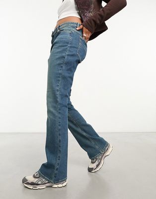 COLLUSION x007 mid rise bootleg jeans in dirty wash-Blue
