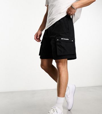 Columbia Doverwood crinkle utility shorts in black