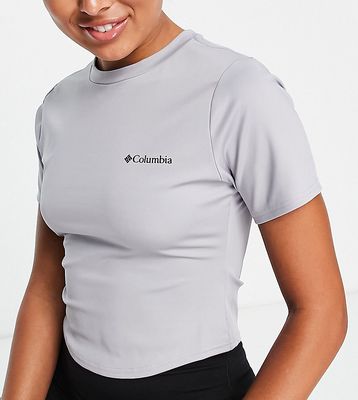 Columbia Training CSC Sculpt cropped short sleeve t-shirt in gray Exclusive at ASOS