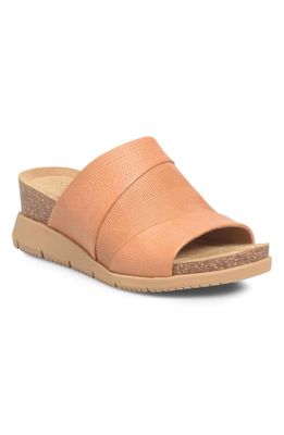Comfortiva Smithie Wedge Sandal in Luggage
