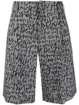 Comme Des Garçons Homme Plus text-print plaid-check tailored shorts - Grey
