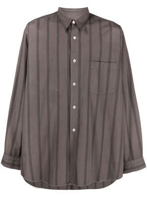 Comme Des Garçons Pre-Owned 1990s cutaway collar striped shirt - Brown