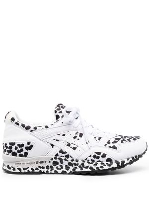 Comme Des Garçons Shirt x ASICS leopard-print sneakers - White