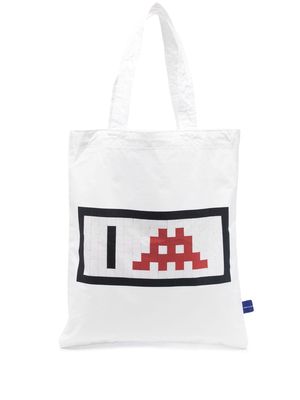 Comme Des Garçons Shirt x Invader graphic-print tote bag - White
