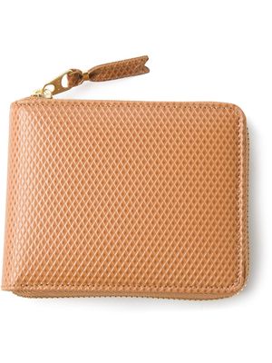 Comme Des Garçons Wallet textured zip-around wallet - Neutrals