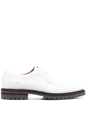 Common Projects lace-up leather derby shoes - White