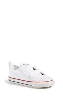Converse Chuck Taylor All Star 2V Sneaker in White