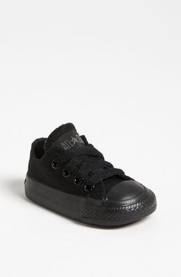 Converse Chuck Taylor Low Top Sneaker in Black/Black
