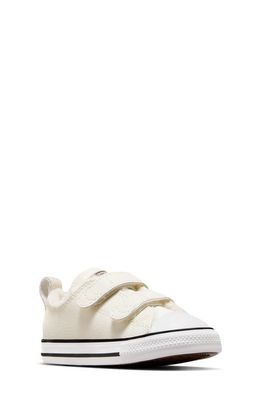 Converse Kids' Chuck Taylor All Star 2V Oxford Sneaker in Egret/White/Black