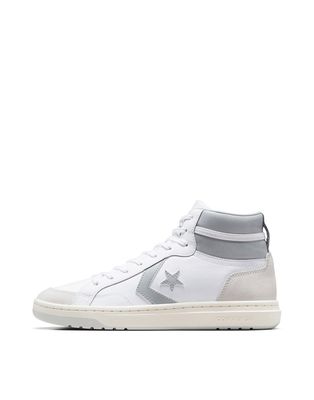 Converse Pro Blaze sneaker in white