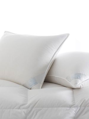 Copenhagen Firm Down Pillow - White - Size King - White - Size King