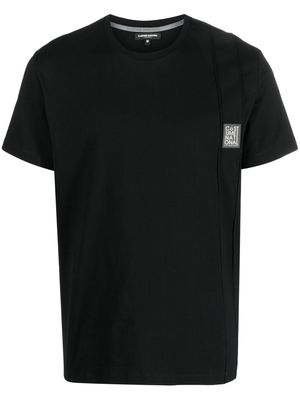 costume national contemporary logo-patch short-sleeve T-shirt - Black