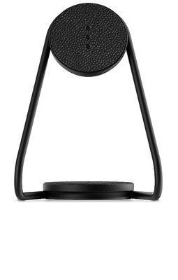 Courant Mag: 2 Classics Magnetic Charging Stand in Black.