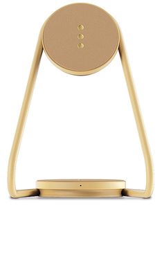 Courant Mag: 2 Classics Magnetic Charging Stand in Metallic Gold.