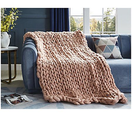 Cozy Tyme Yanis 50"x70" Chunky Knit Throw by In spired Home
