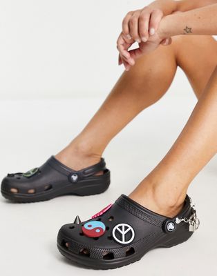 Crocs classic shoe in create your peace in black