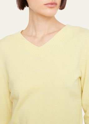 Cropped Wool-Blend V-Neck Pullover Sweater