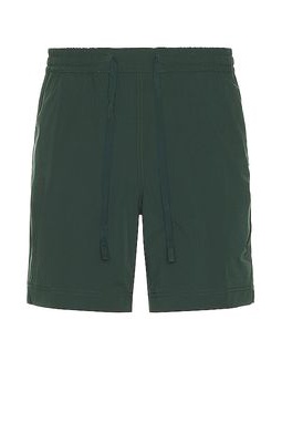 Cuts Weekend Crossover 7 Short in Dark Green