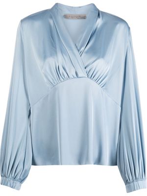 D.Exterior draped V-neck blouse - Blue