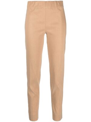 D.Exterior elasticated-waist slim-cut trousers - Brown