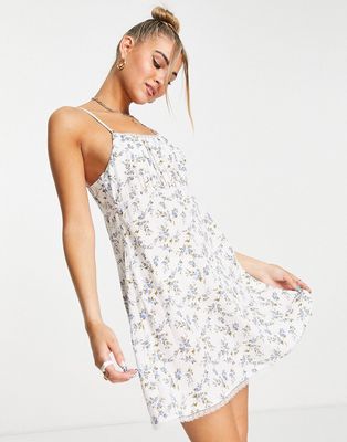 Daisy Street 90s cami mini dress with ruched bust in blue ditsy floral-Multi
