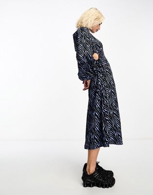 Daisy Street crinkle midi dress with tie side cut outs in blue abstract print