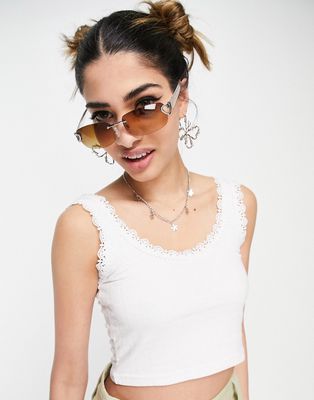 Daisy Street cropped ribbed tank top with lace trim in white-Black