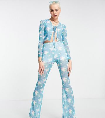 Daisy Street high waisted lettuce hem flare pants in butterfly mesh - part of a set-Blue