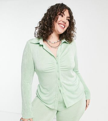 Daisy Street Plus slinky 90s ruched front fitted shirt in mint - part of a set-Green