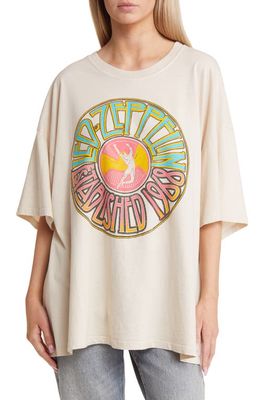Daydreamer Led Zeppelin Cotton Graphic T-Shirt in Dirty White