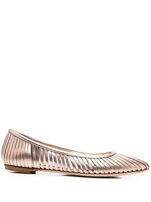 Del Carlo textured-leather ballerina shoes - Gold