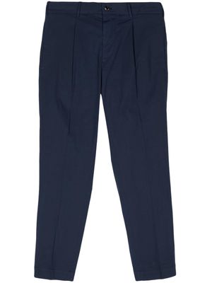 Dell'oglio inverted-pleat tapered trousers - Blue